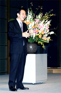 基調講演 講演テーマ「立川らく朝のヘルシートーク」立川らく朝 (表参道 福澤クリニック院長)