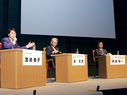 宮嶋 泰子(ジャーナリスト) 泉 嗣彦(ウォーキング医科学研究所所長) 斎藤 敏一(スポーツ健康産業団体連合会会長、(株)ルネサンス代表取締役会長)